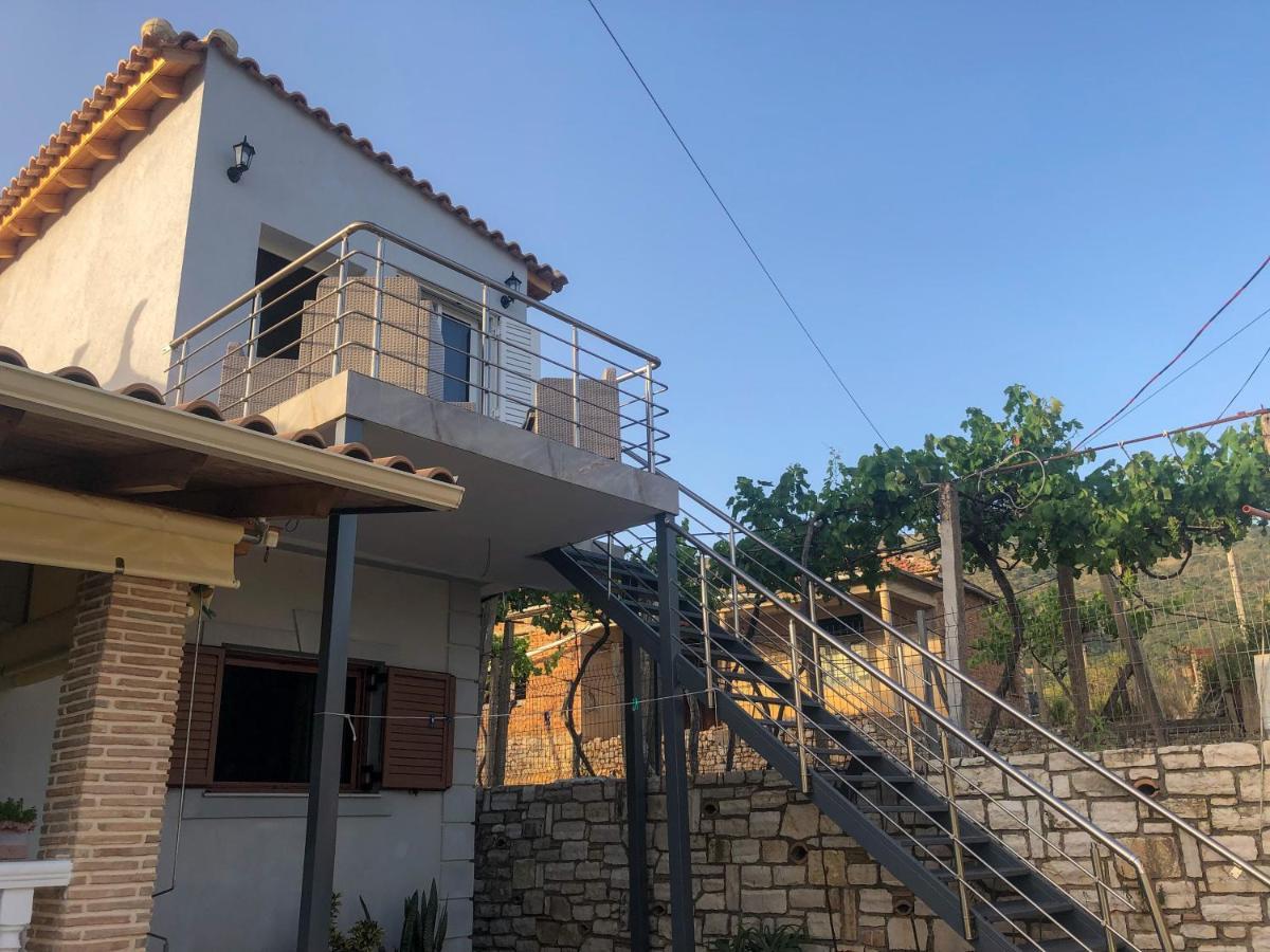 Milos Apartments Himarë Eksteriør billede