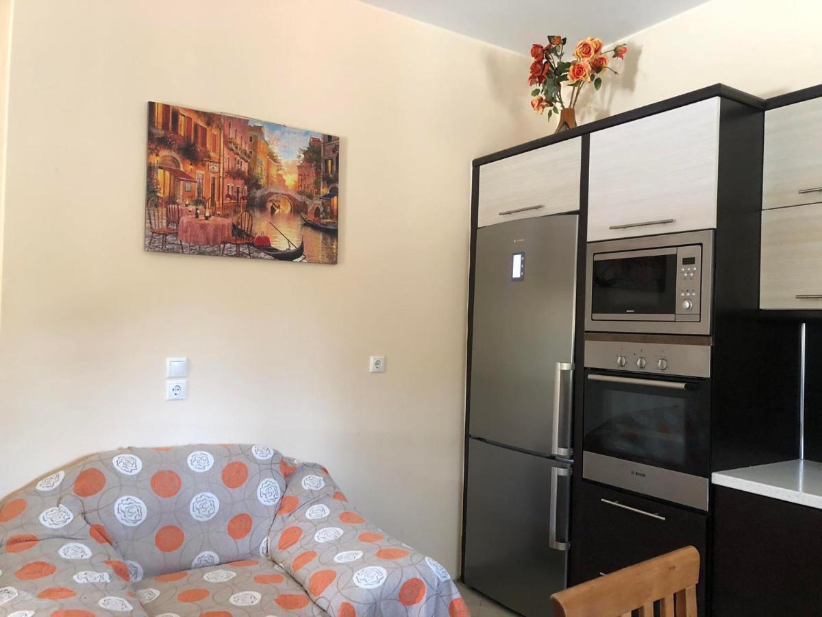 Milos Apartments Himarë Eksteriør billede