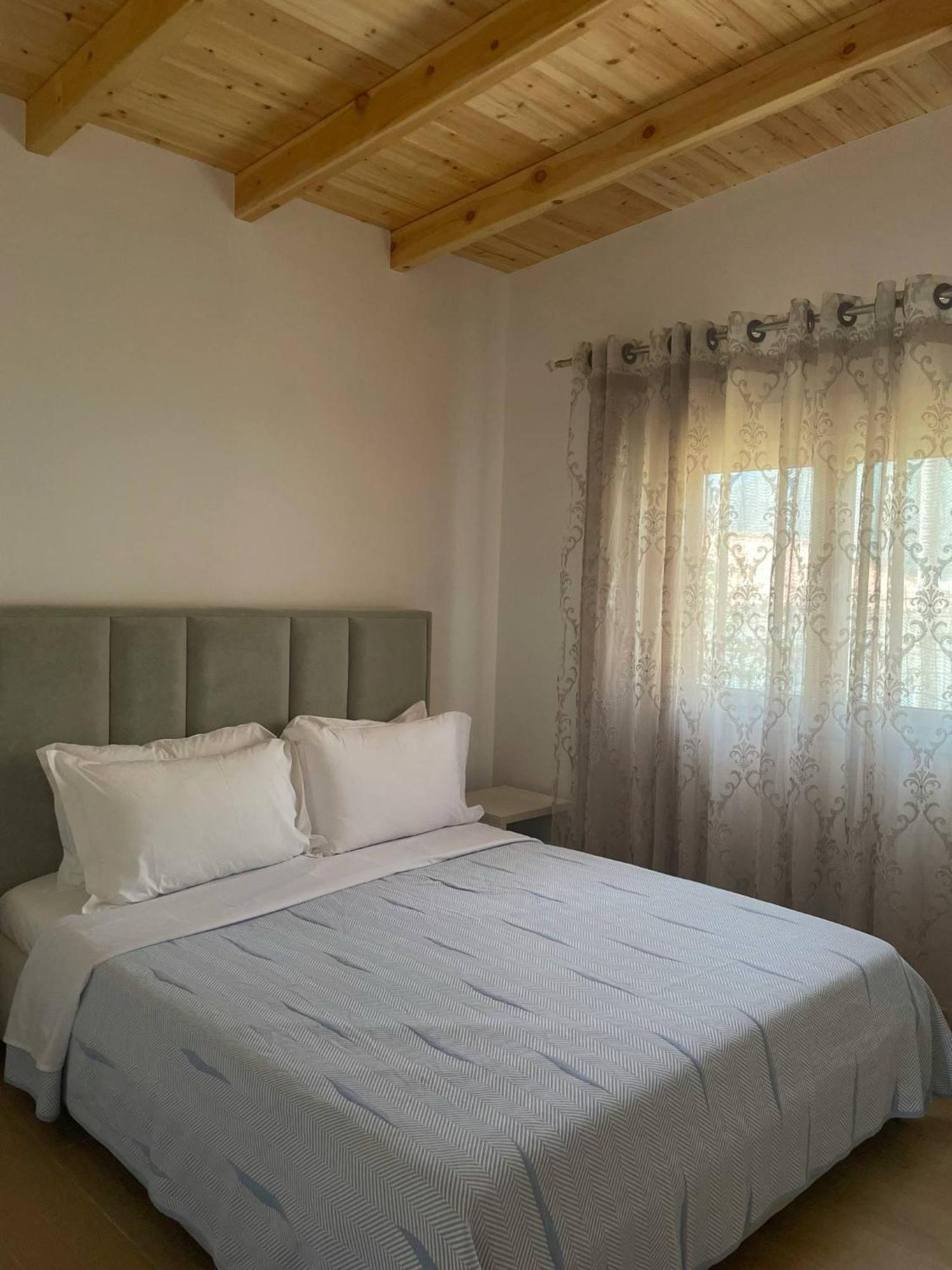 Milos Apartments Himarë Værelse billede